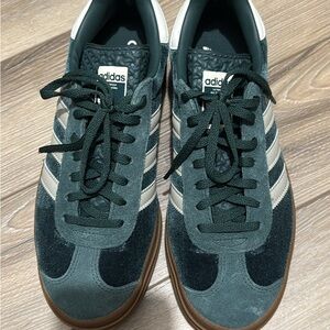 Adidas women’s Green Sneakers